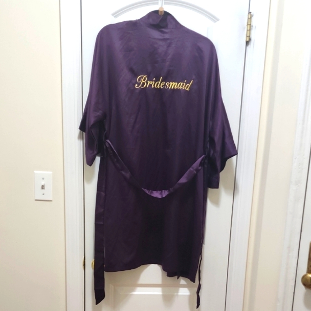 Satin Bridesmaid Robe NWT AW Bridal Women's SizeM Purple Gold Embroidery Accent